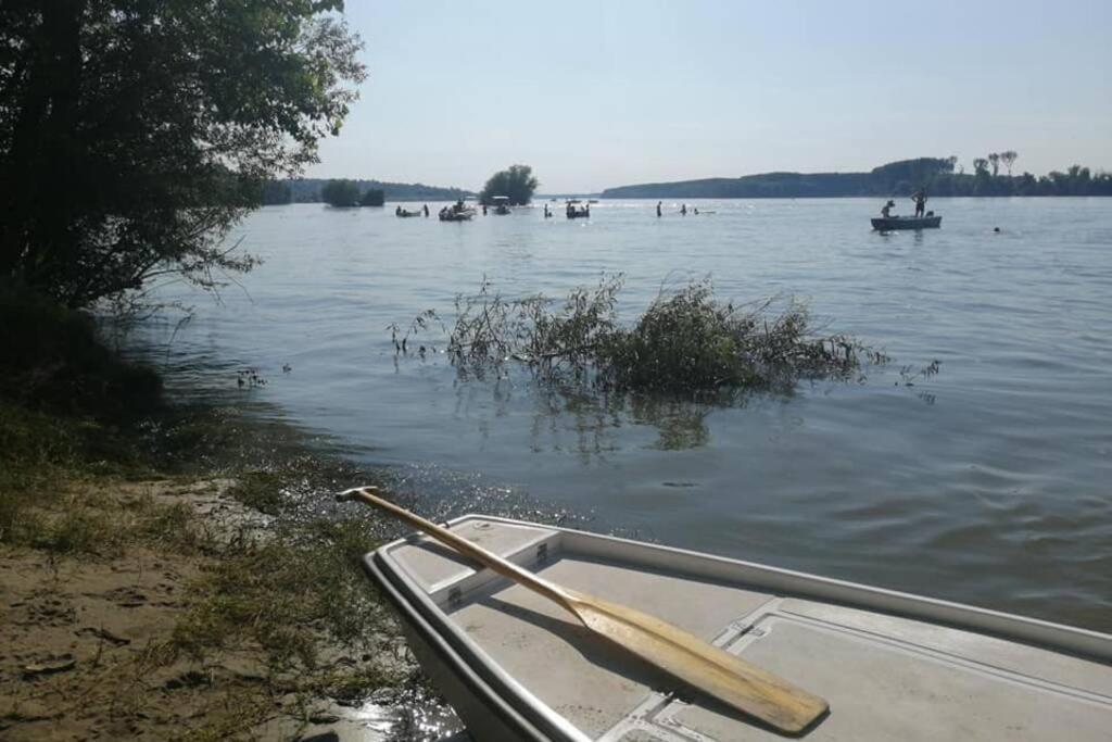 Captain'S House By The Danube River Cerevic المظهر الخارجي الصورة