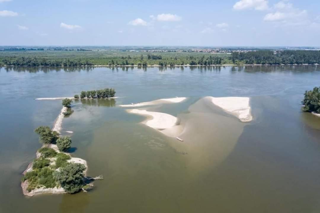 Captain'S House By The Danube River Cerevic المظهر الخارجي الصورة